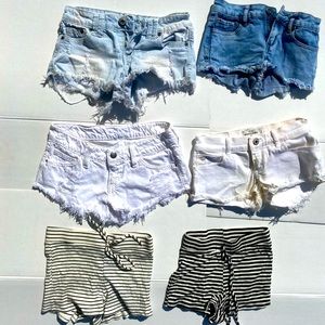 6 pair of super cute short shorts by Guess, Ambercrombie and Fitch, Fashion Nova